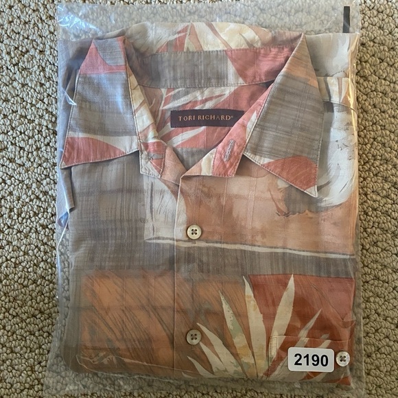 TORI RICHARD 100% Silk Aloha Hawaiian Tropical Collared Shirt Men L Large - Picture 5 of 5
